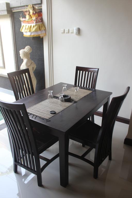 Alit Bali Villa Canggu Værelse billede
